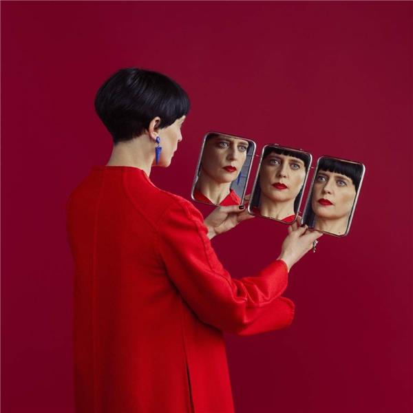 A question of angles | Angèle David-Guillou. Compositeur. Interprète