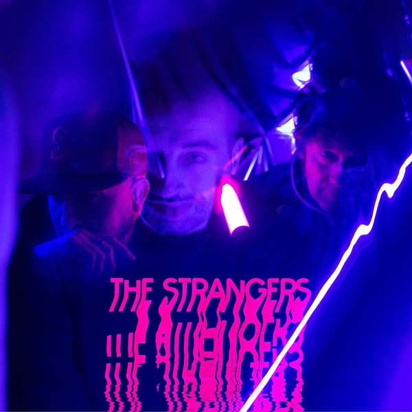 The Strangers / The Strangers | The Strangers